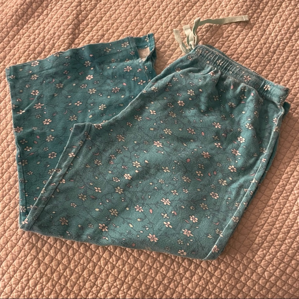 Nine & Company pj capris